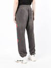 Pantalon de jogging fuselé en coton 100 % noir délavé 420 g/m² | Imprimé logo, détails tête de mort et rose, taille élastiquée avec cordon de serrage - YJ003 5