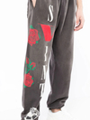 Pantalon de jogging fuselé en coton 100 % noir délavé 420 g/m² | Imprimé logo, détails tête de mort et rose, taille élastiquée avec cordon de serrage - YJ003 2