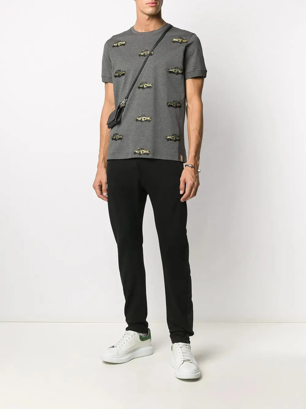 Customized T Shirts for Couples​ Embroidery T-shirt Wholesale - UNIT-100 3