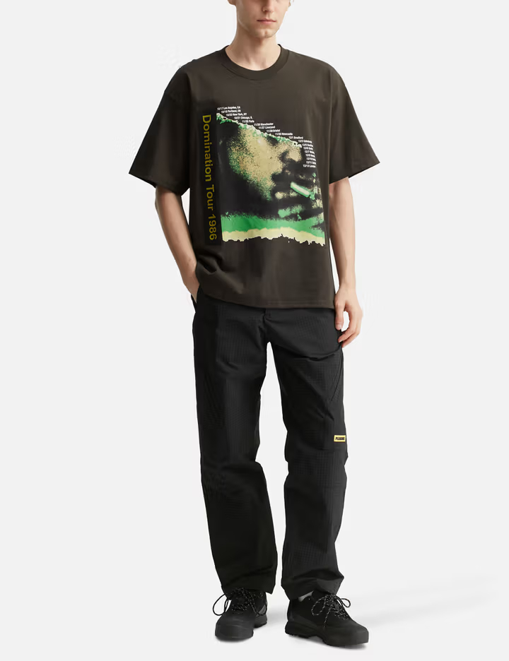 Camiseta gráfica Domination Tour marrón de 240 g/m² 4