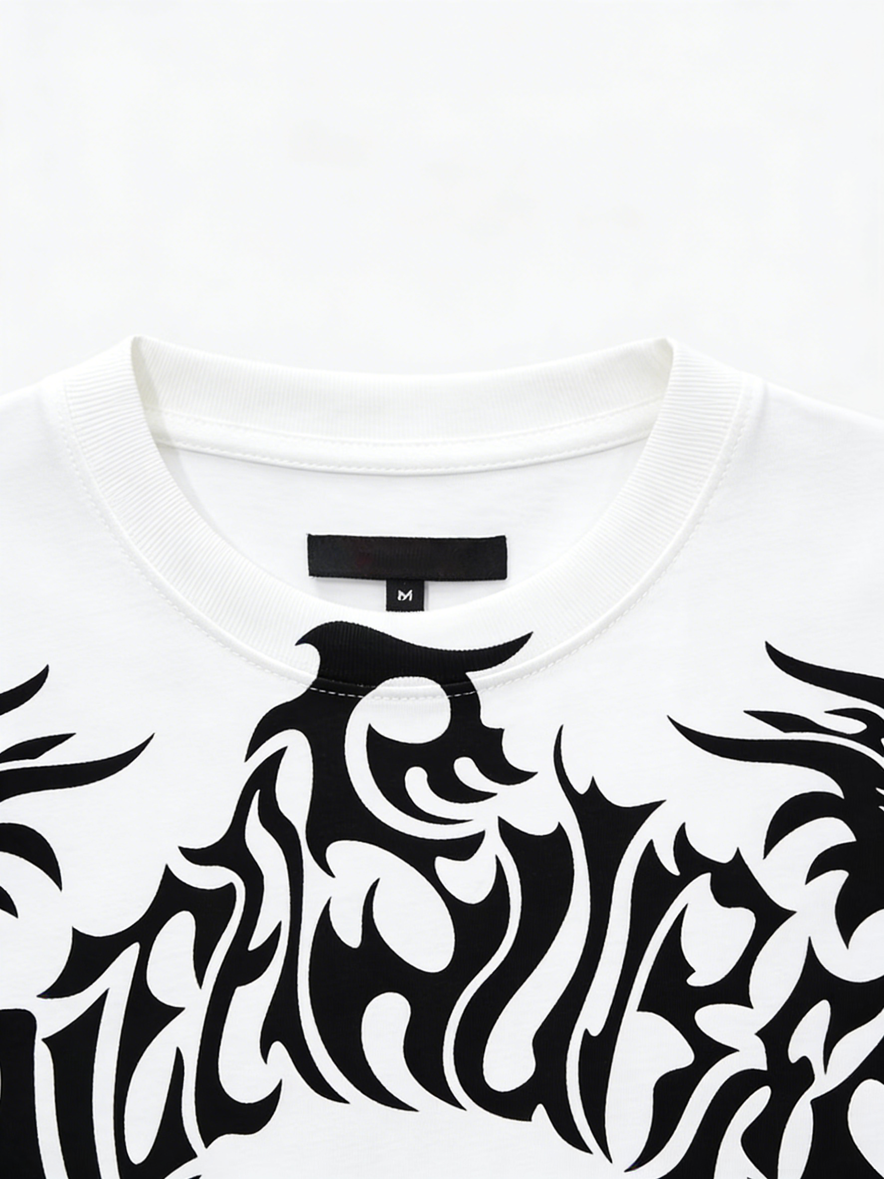 T-shirt da uomo in cotone pesante bianco 320 g/m² con grafica tribale del drago 6