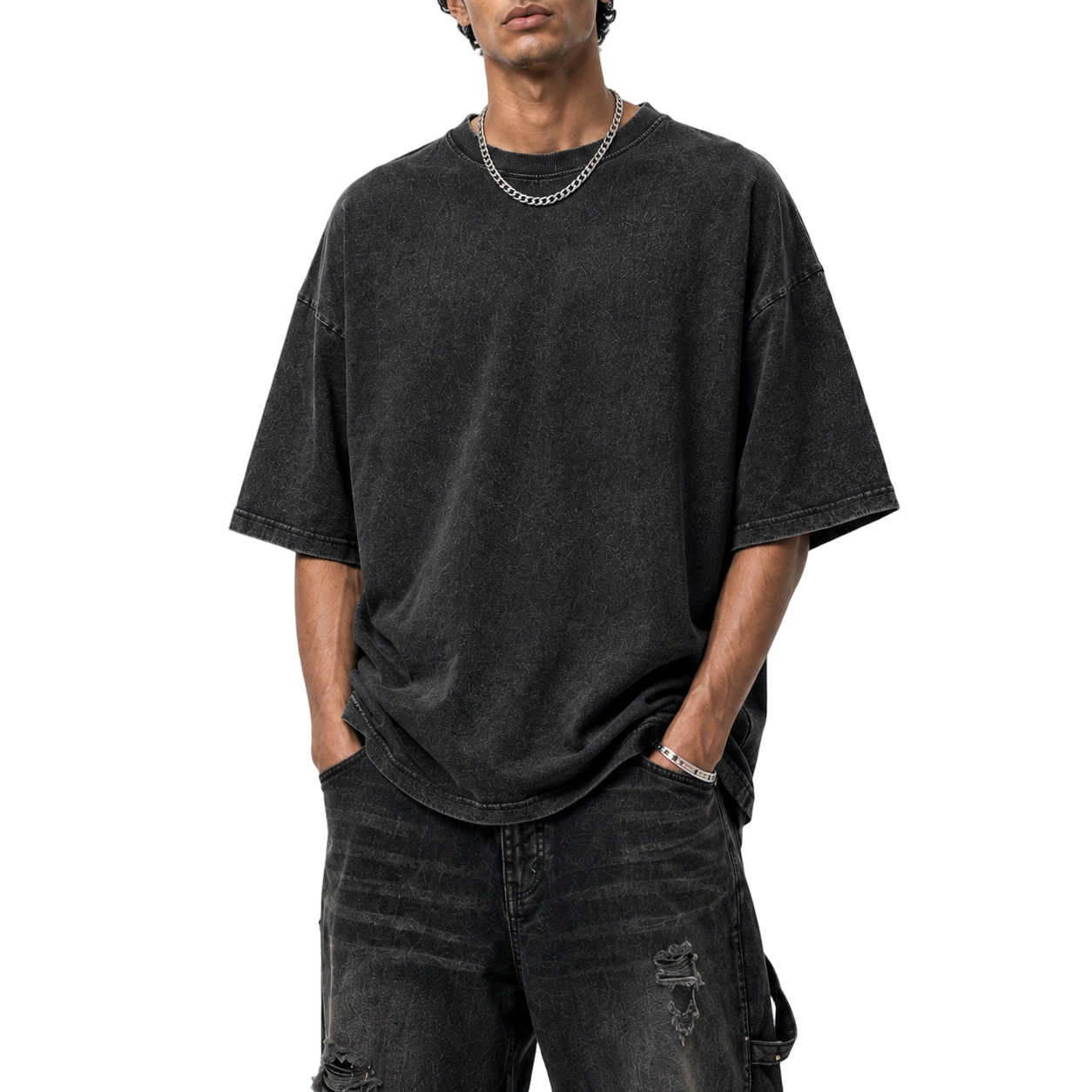 T-shirt oversize in cotone pesante 280 g/m² con lavaggio stone wash e effetto invecchiato. 4
