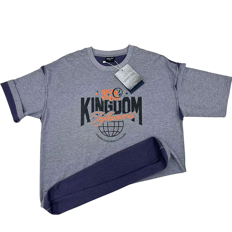 T-shirt in cotone biologico con scollo rotondo, maniche corte e vestibilità regolare da 200 g/m², con grafica 3
