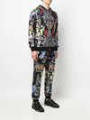 Ensemble de survêtement streetwear à col montant et imprimé graphique orné de strass (320 g) - SWTS002 3