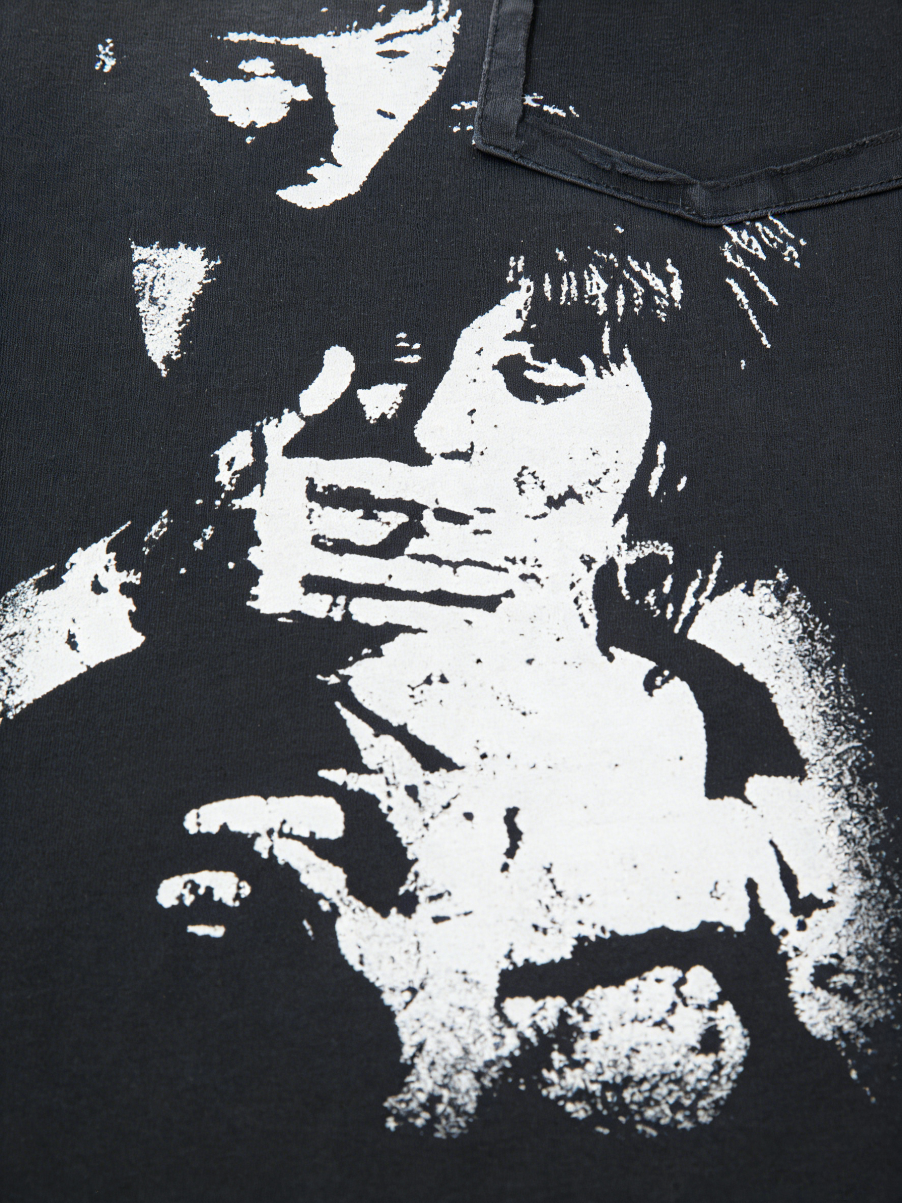 Camiseta gráfica de algodón de 290 g/m² de peso pesado, lavada con blanqueador en aerosol. 3