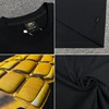 T-shirt premium en coton 270 g/m² | Grenade dorée imprimée en relief 3D, style streetwear 6